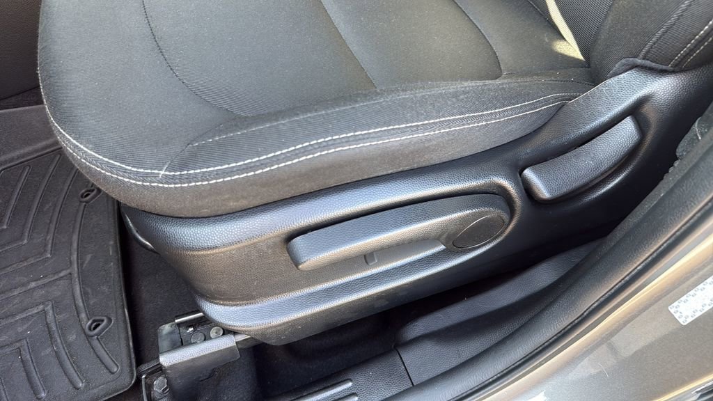 Used 2018 Kia Soul + FWD image 10