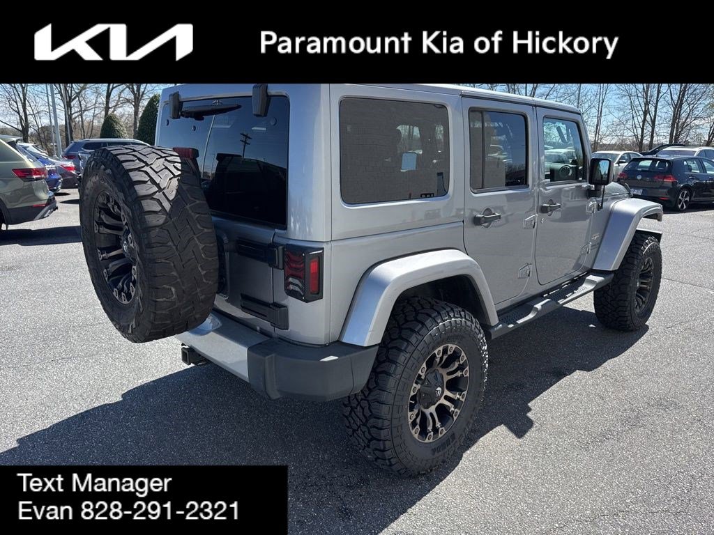 Used 2013 Jeep Wrangler Unlimited Sahara w/ Dual Top Group image 7