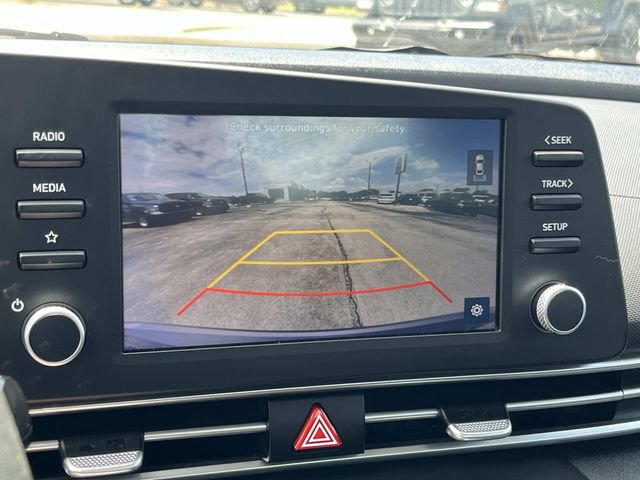 Used 2023 Hyundai Elantra SEL FWD image 27