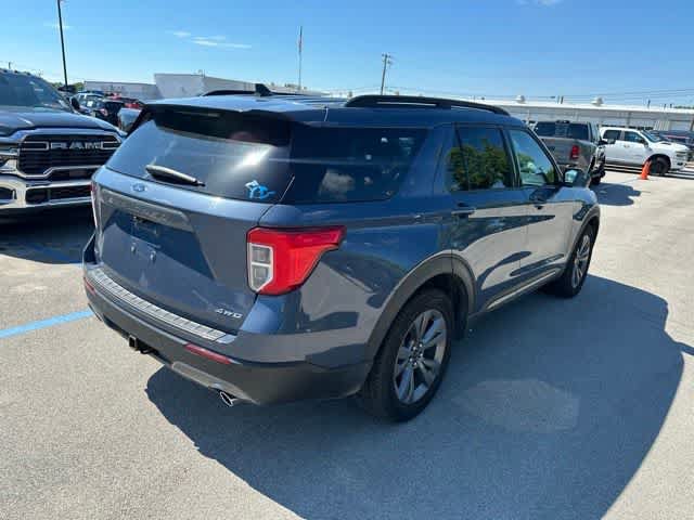 Used 2021 Ford Explorer XLT w/ Equipment Group 202A AWD/4WD image 19
