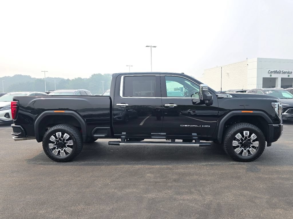 Certified 2025 GMC Sierra 2500 Denali w/ Denali Reserve Package AWD/4WD image 7
