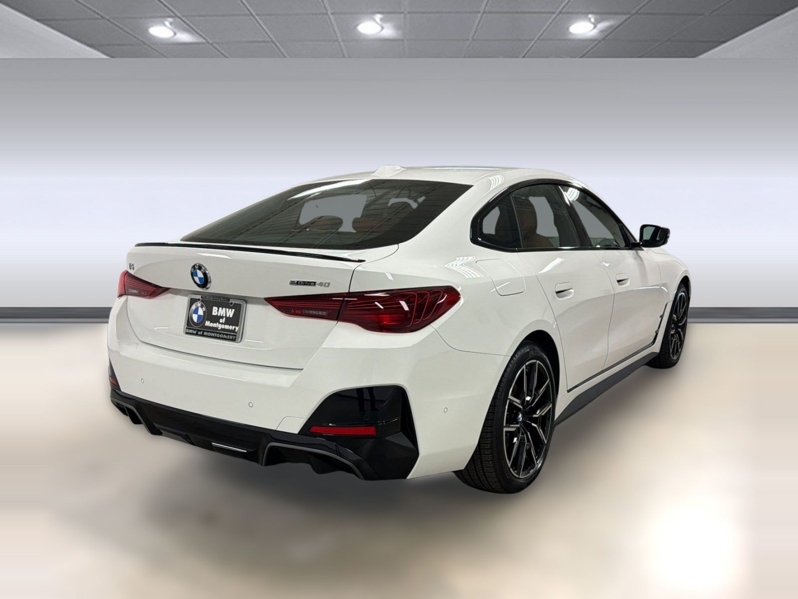 New 2026 BMW i4 eDrive40 w/ M Sport Package RWD image 8