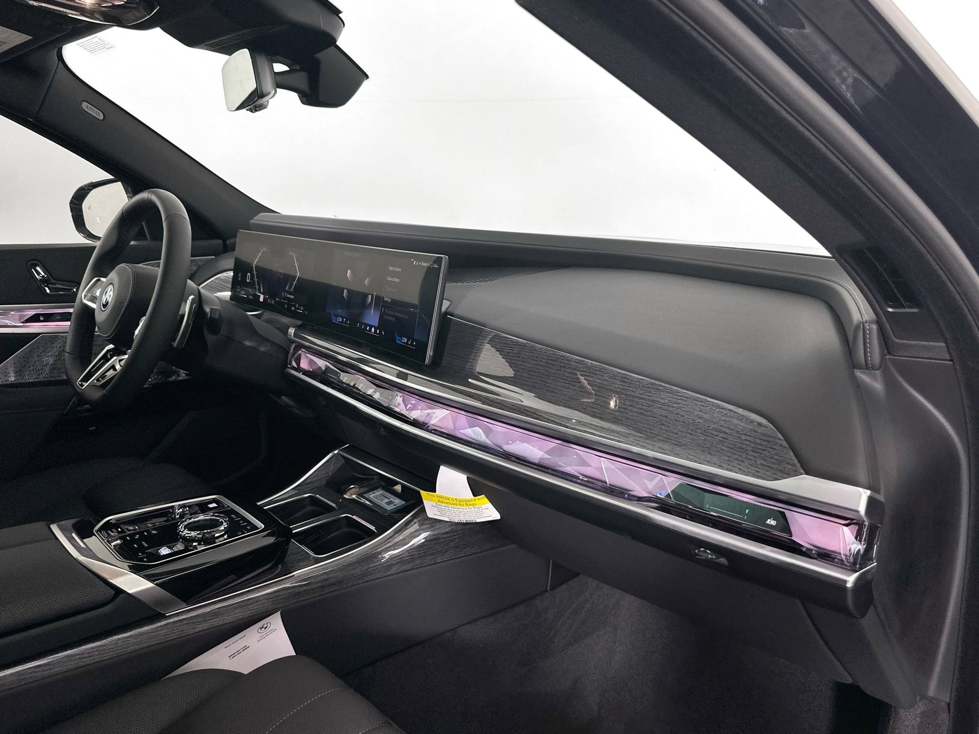 New 2026 BMW 750e xDrive w/ Executive Package image 26