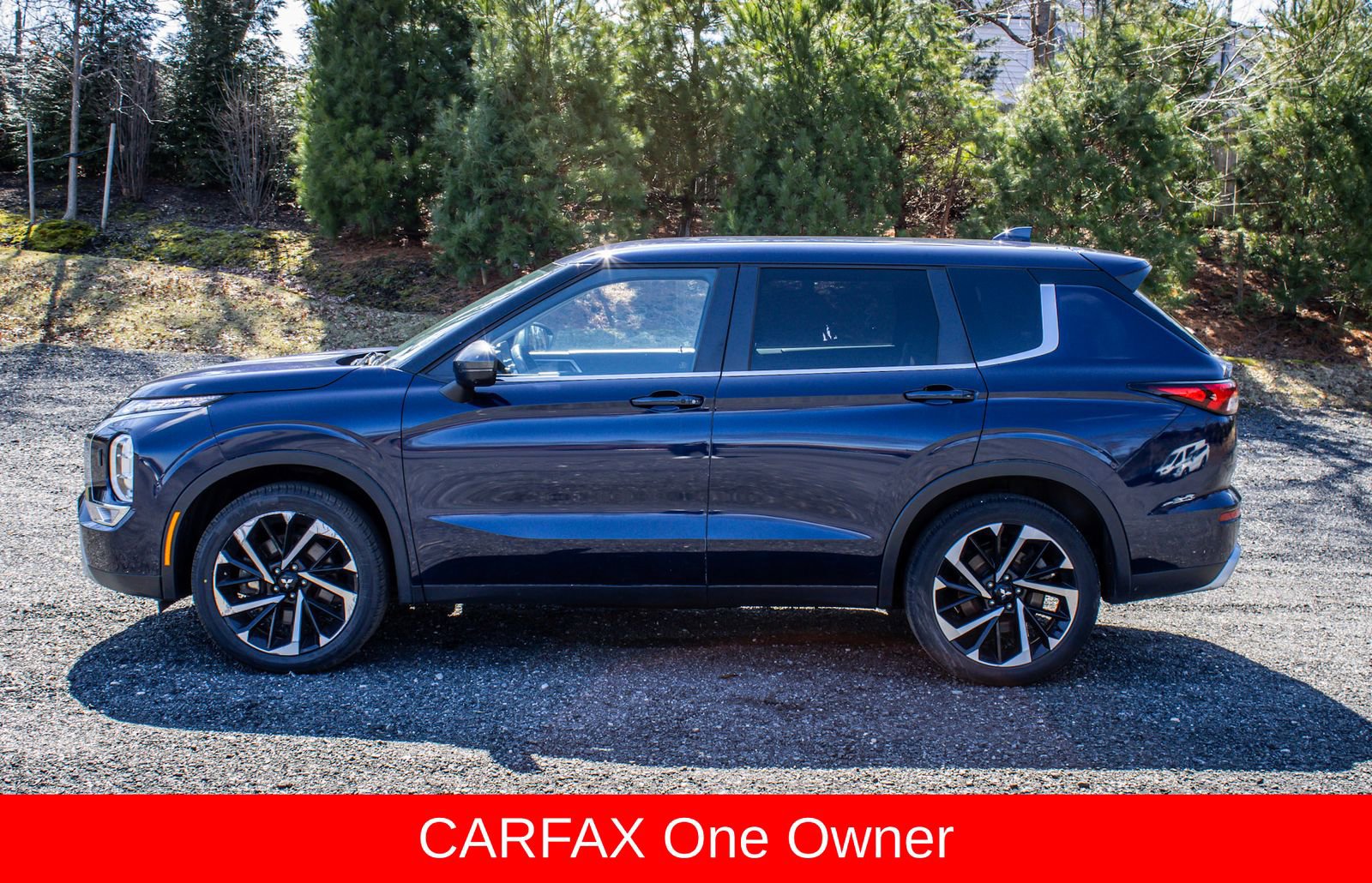 Used 2022 Mitsubishi Outlander SE image 4