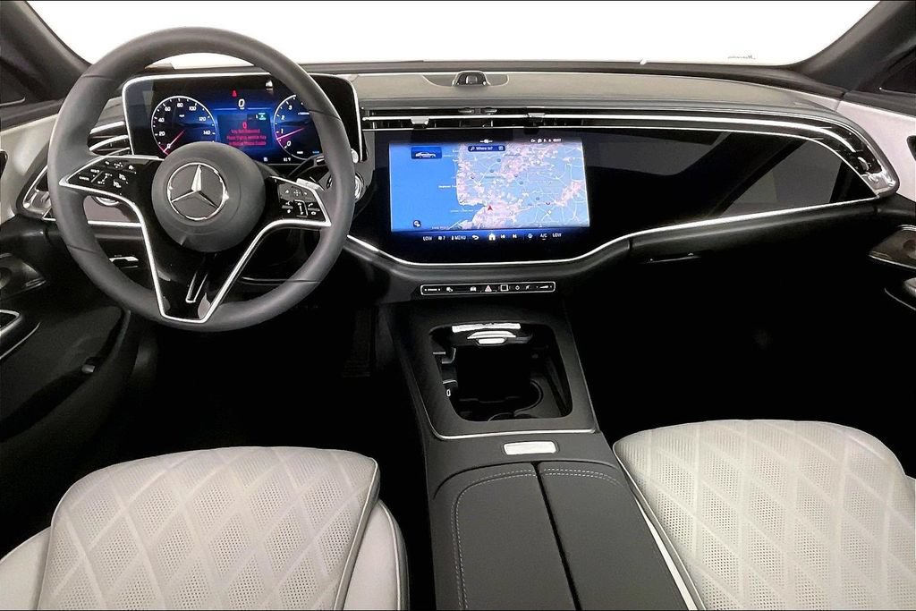 New 2026 Mercedes-Benz E 450 4MATIC Sedan image 5