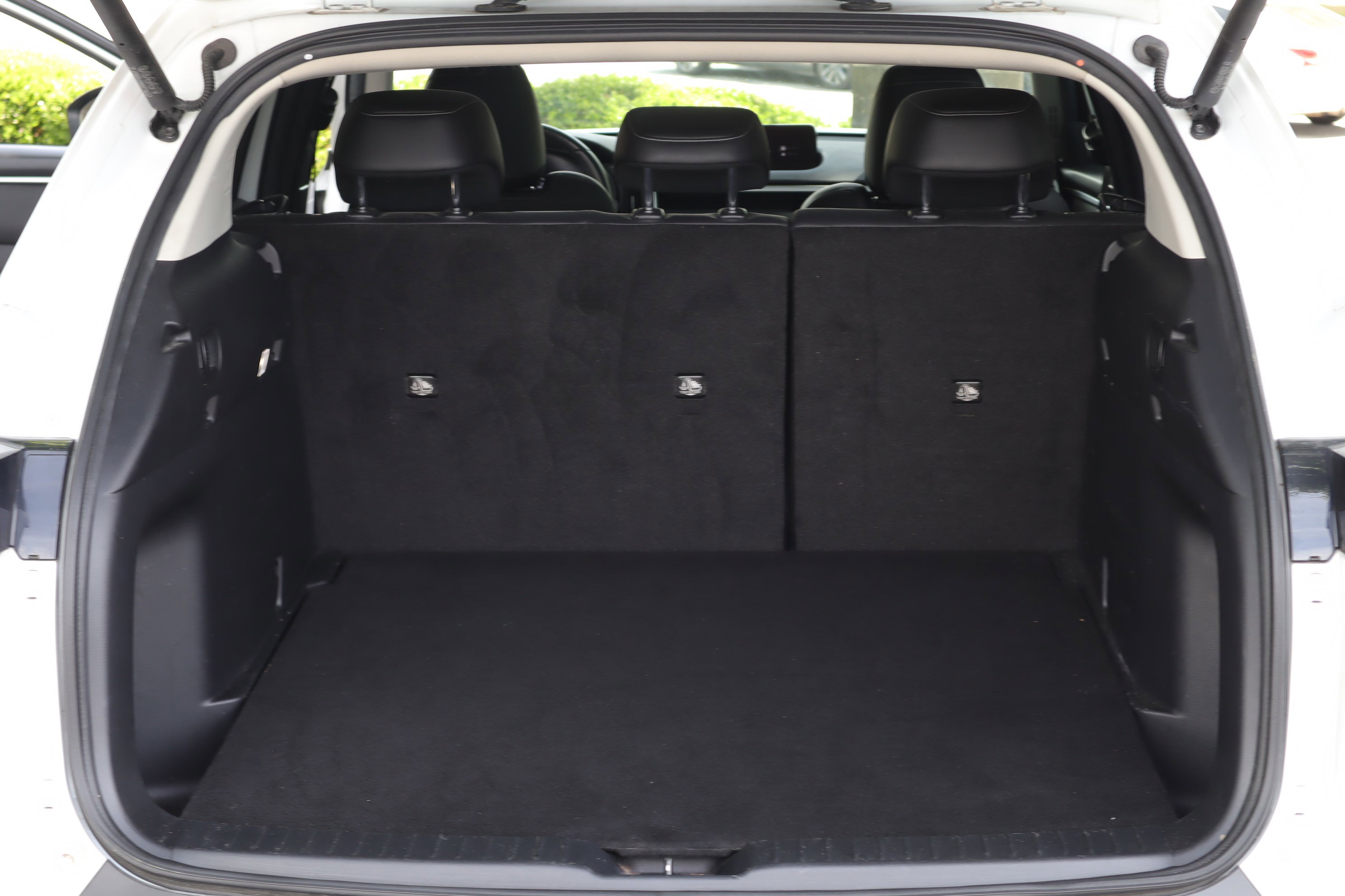 Certified 2024 MAZDA CX-50 AWD 2.5 S w/ Cargo Package image 31