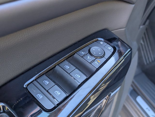 New 2026 Nissan Pathfinder Platinum AWD/4WD image 12