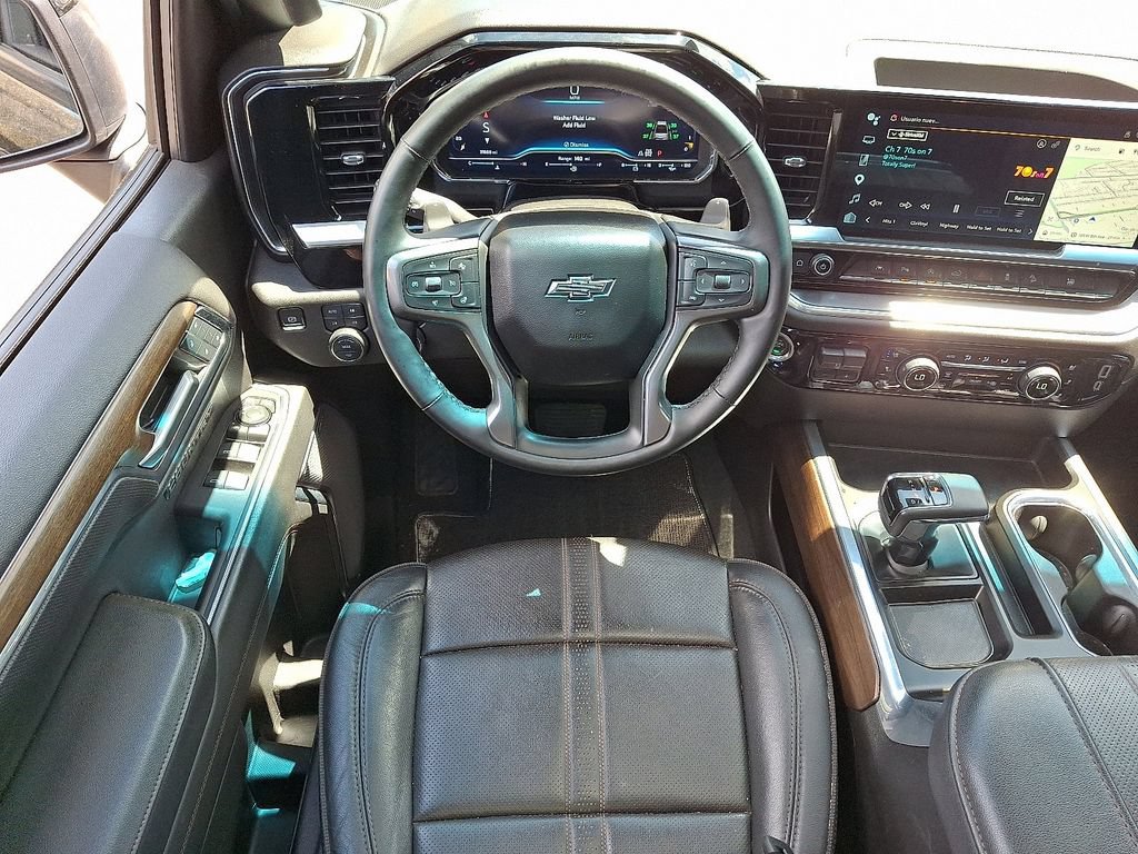 Used 2024 Chevrolet Silverado 1500 High Country w/ Midnight Edition AWD/4WD image 12