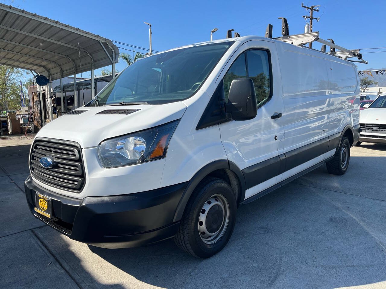 Used 2018 Ford Transit 250 148 Low Roof RWD image 4