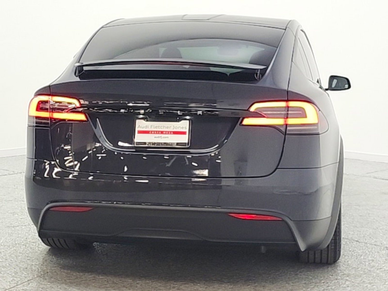 Used 2024 Tesla Model X image 6