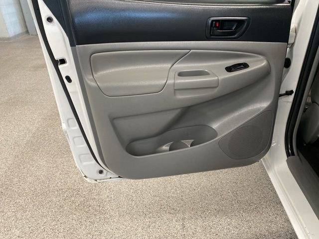 Used 2015 Toyota Tacoma 4x4 Double Cab image 27