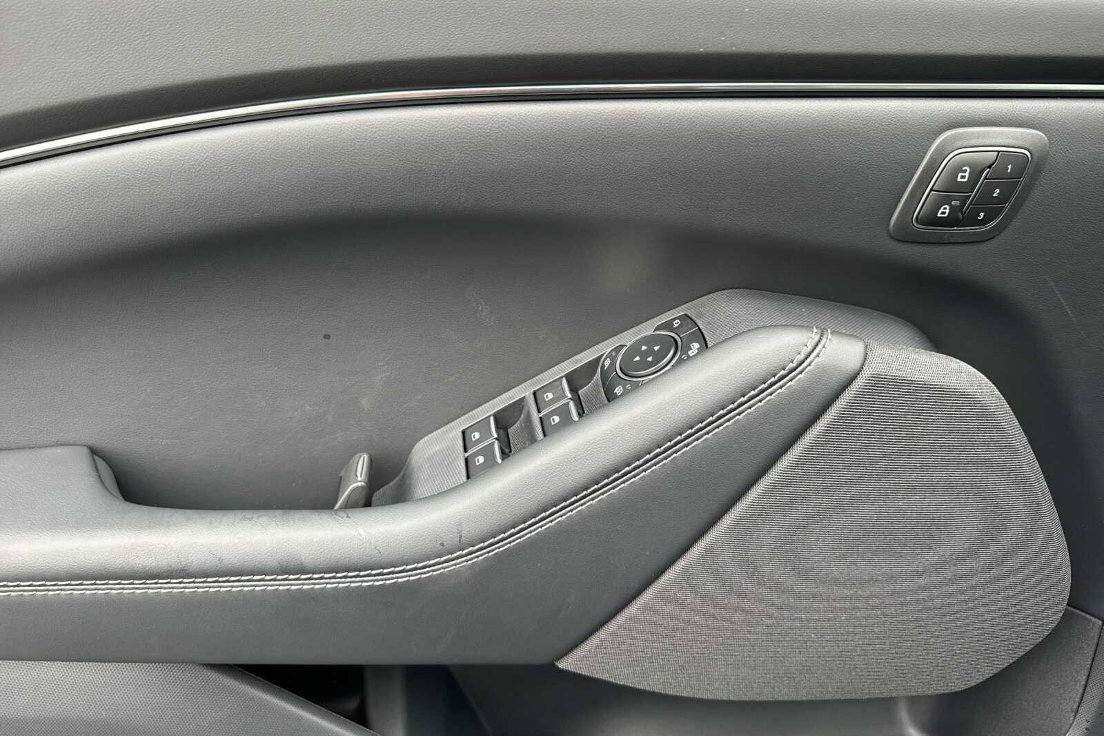 New 2026 Ford Mustang Mach-E Select w/ Comfort Package RWD image 8
