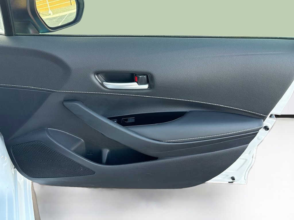 Used 2022 Toyota Corolla SE w/ Carpet Mat Package (TMS) FWD image 24
