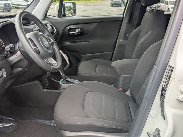 Used 2019 Jeep Renegade Latitude FWD image 14