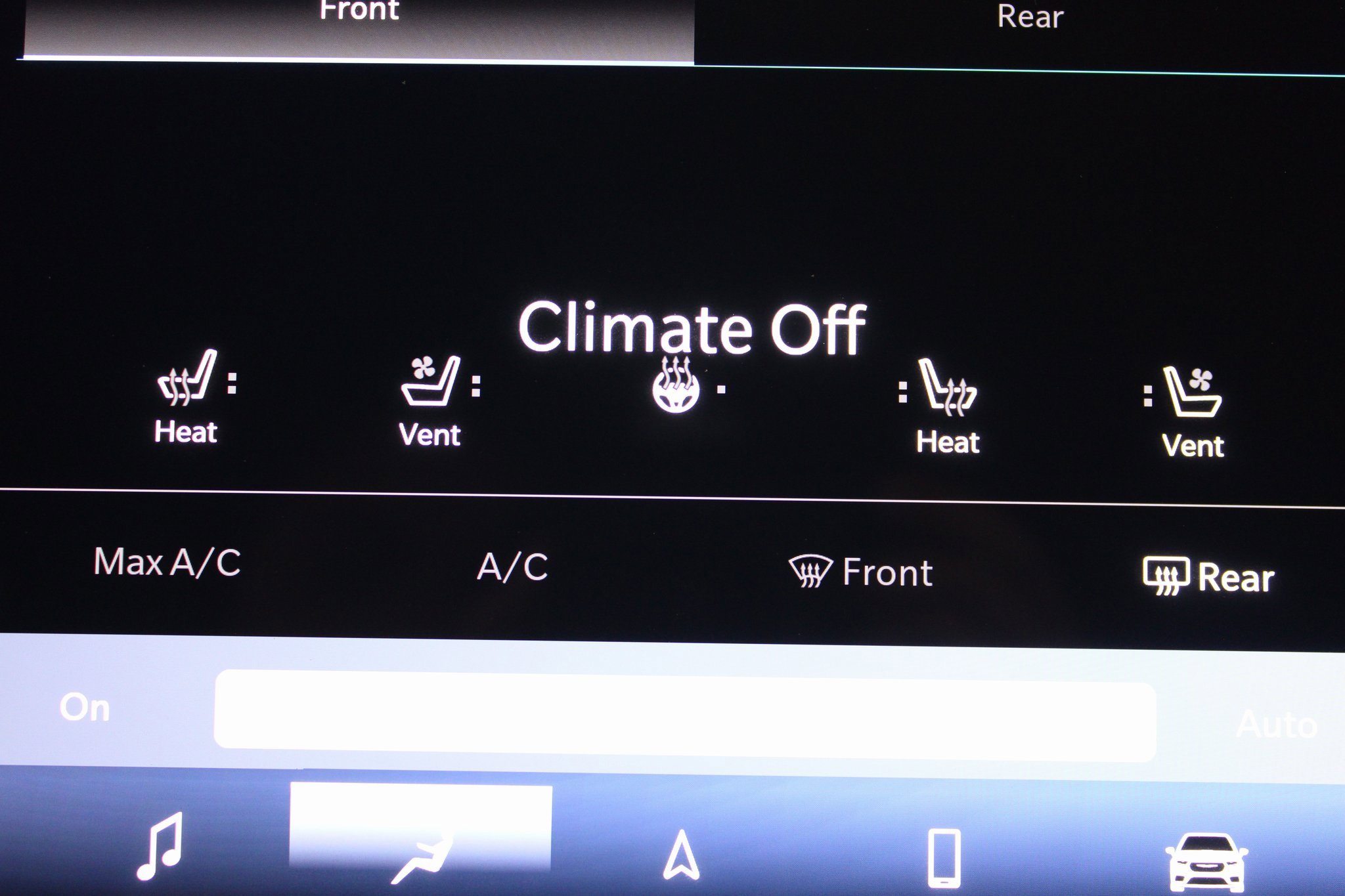 Used 2025 Chrysler Pacifica Limited image 41