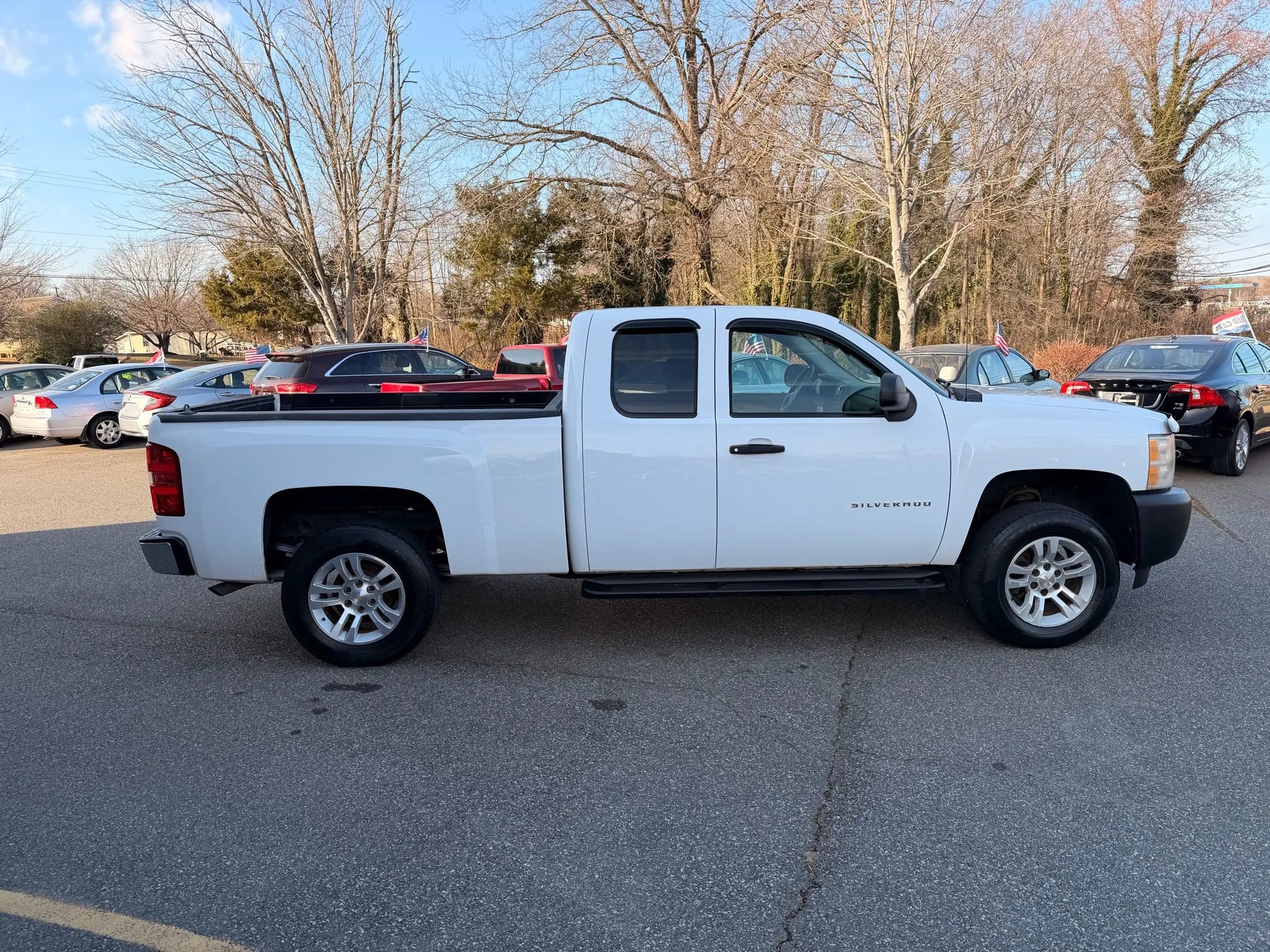 Used 2010 Chevrolet Silverado 1500 W/T image 7