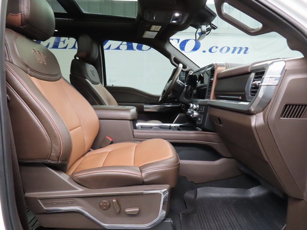 Used 2025 Ford F450 King Ranch w/ Chrome Package AWD/4WD image 40