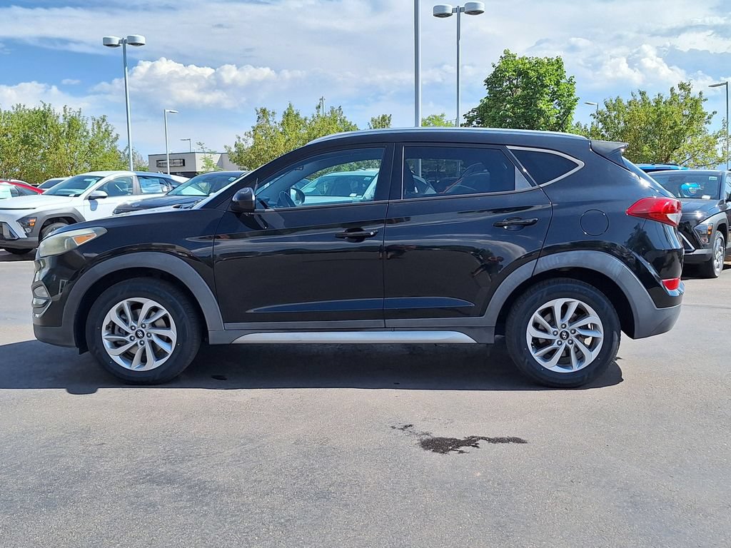 Used 2017 Hyundai Tucson SE w/ SE Popular Package 02 FWD image 5
