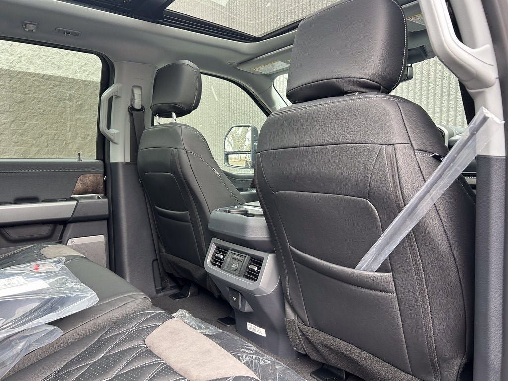 New 2026 Ford F350 Lariat w/ Lariat Premium Package image 23