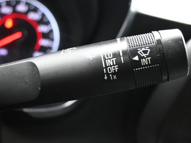 Used 2020 Chevrolet Camaro LT RWD image 25