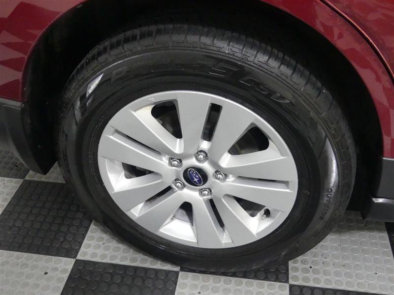 Used 2019 Subaru Outback 2.5i Premium AWD/4WD image 16