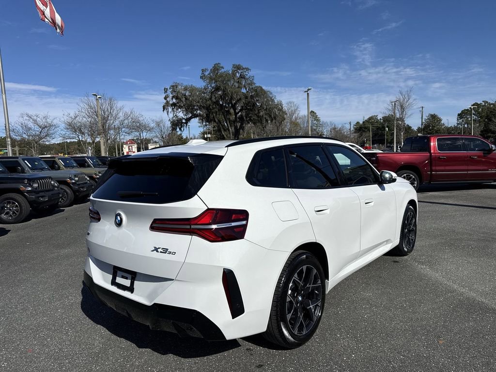 Used 2025 BMW X3 xDrive30i w/ M Sport Package image 3