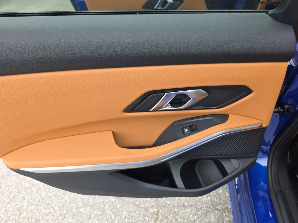 Used 2024 BMW 330i xDrive Sedan w/ M Sport Package image 17