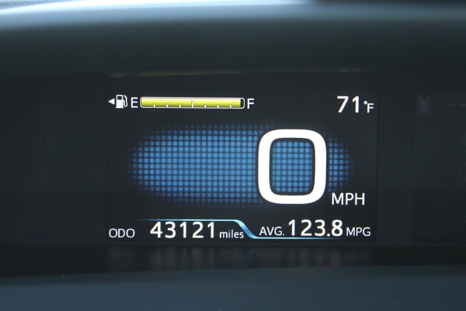 Used 2020 Toyota Prius Prime XLE FWD image 20