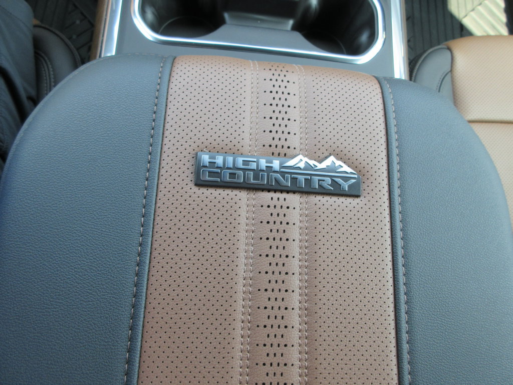 New 2026 Chevrolet Silverado 3500 High Country w/ High Country Premium Package AWD/4WD image 32
