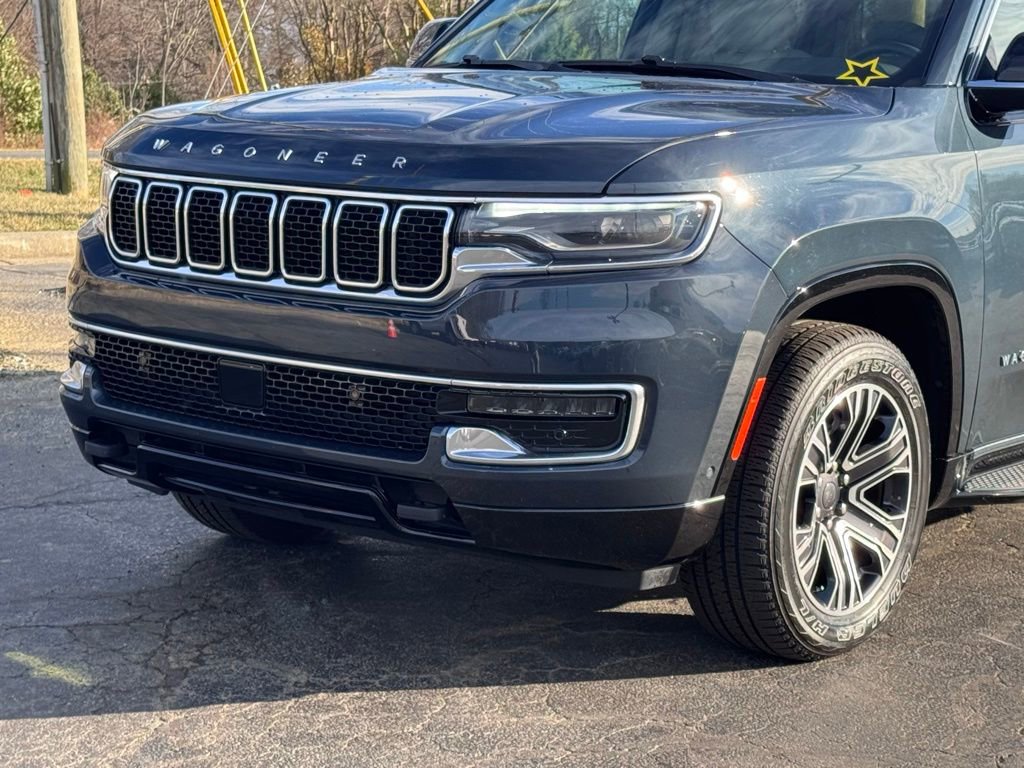 Used 2023 Jeep Wagoneer 4WD w/ Premium Group I image 42