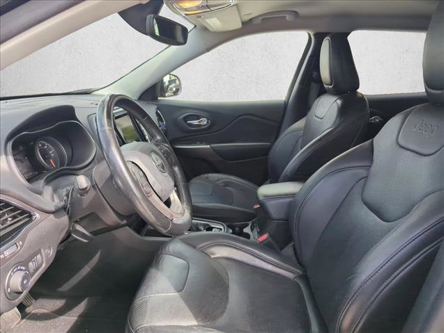 Used 2020 Jeep Cherokee Limited FWD image 12