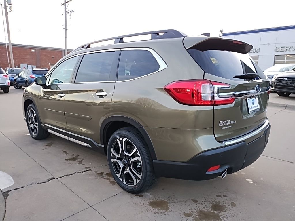 Used 2026 Subaru Ascent Touring AWD/4WD image 10
