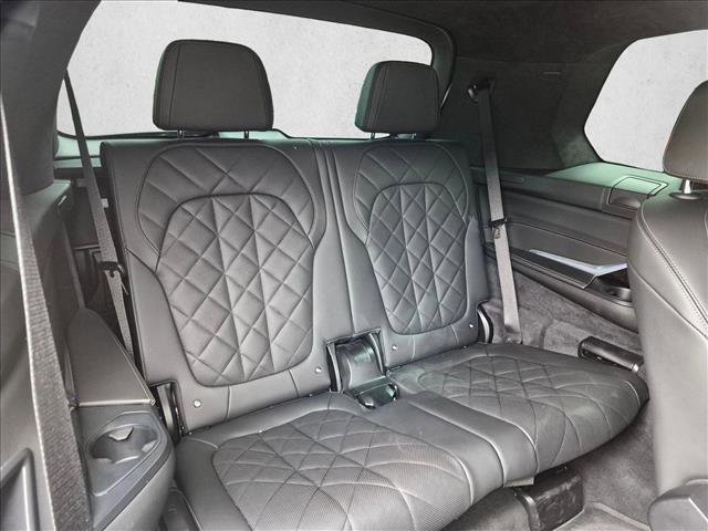 Used 2025 BMW X7 xDrive40i w/ M Sport Package AWD/4WD image 21