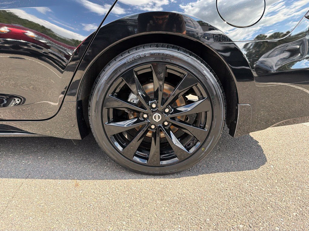 Used 2019 Nissan Maxima SR w/ Premium Package FWD image 24