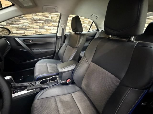 Used 2017 Toyota Corolla SE w/ Carpet Mat Package (TMS) FWD image 14