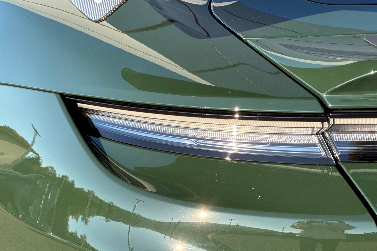 New 2025 Porsche Taycan Turbo GT image 38