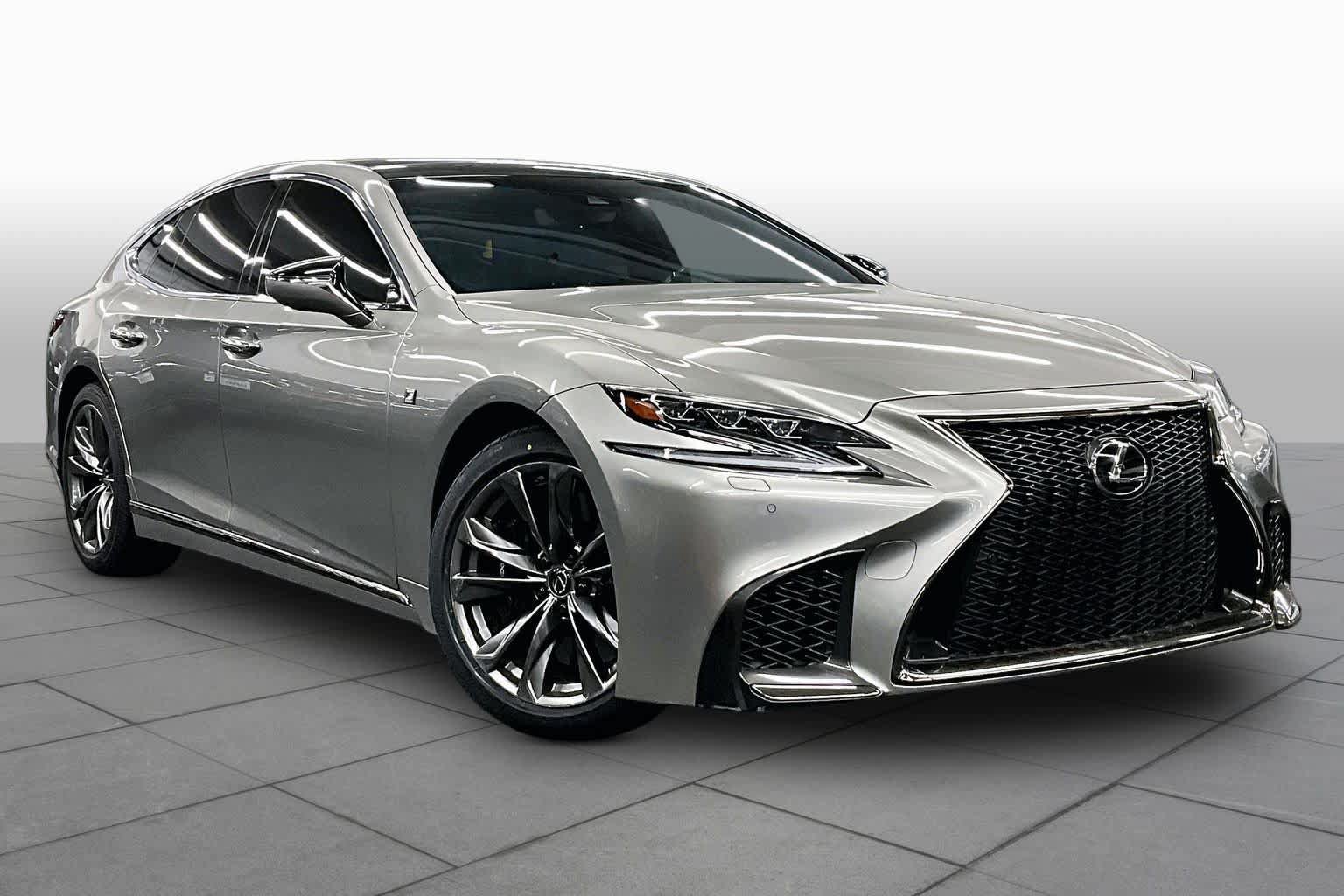 Used 2018 Lexus LS 500 F Sport w/ Accessory Package (Z2) RWD image 2
