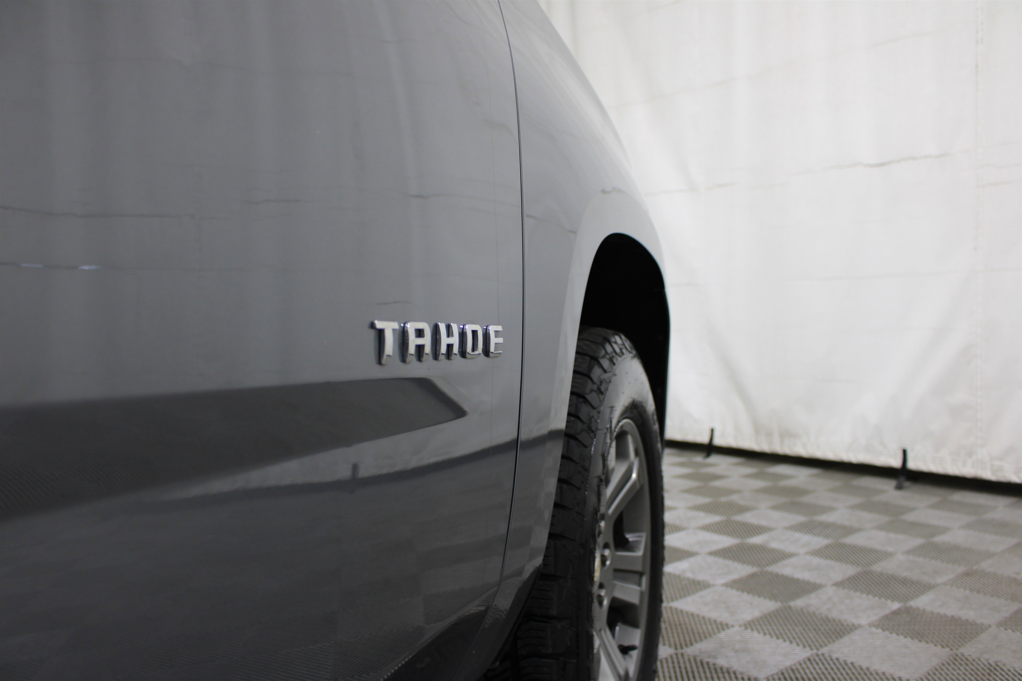 Used 2018 Chevrolet Tahoe LT AWD/4WD image 29