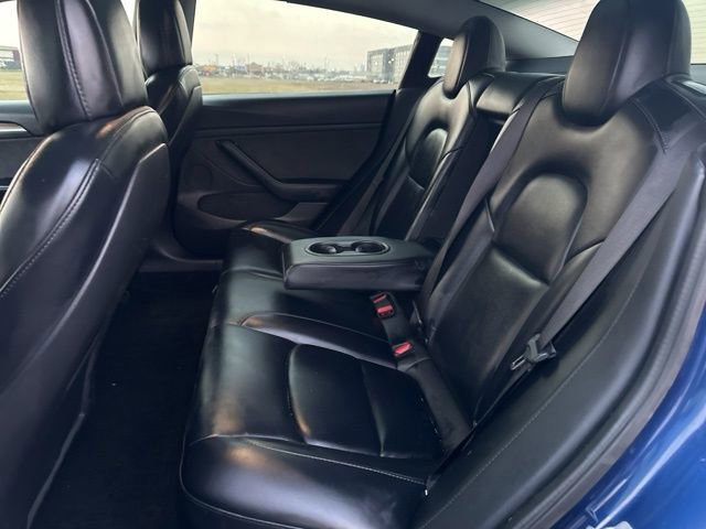 Used 2021 Tesla Model 3 Standard Range Plus image 14