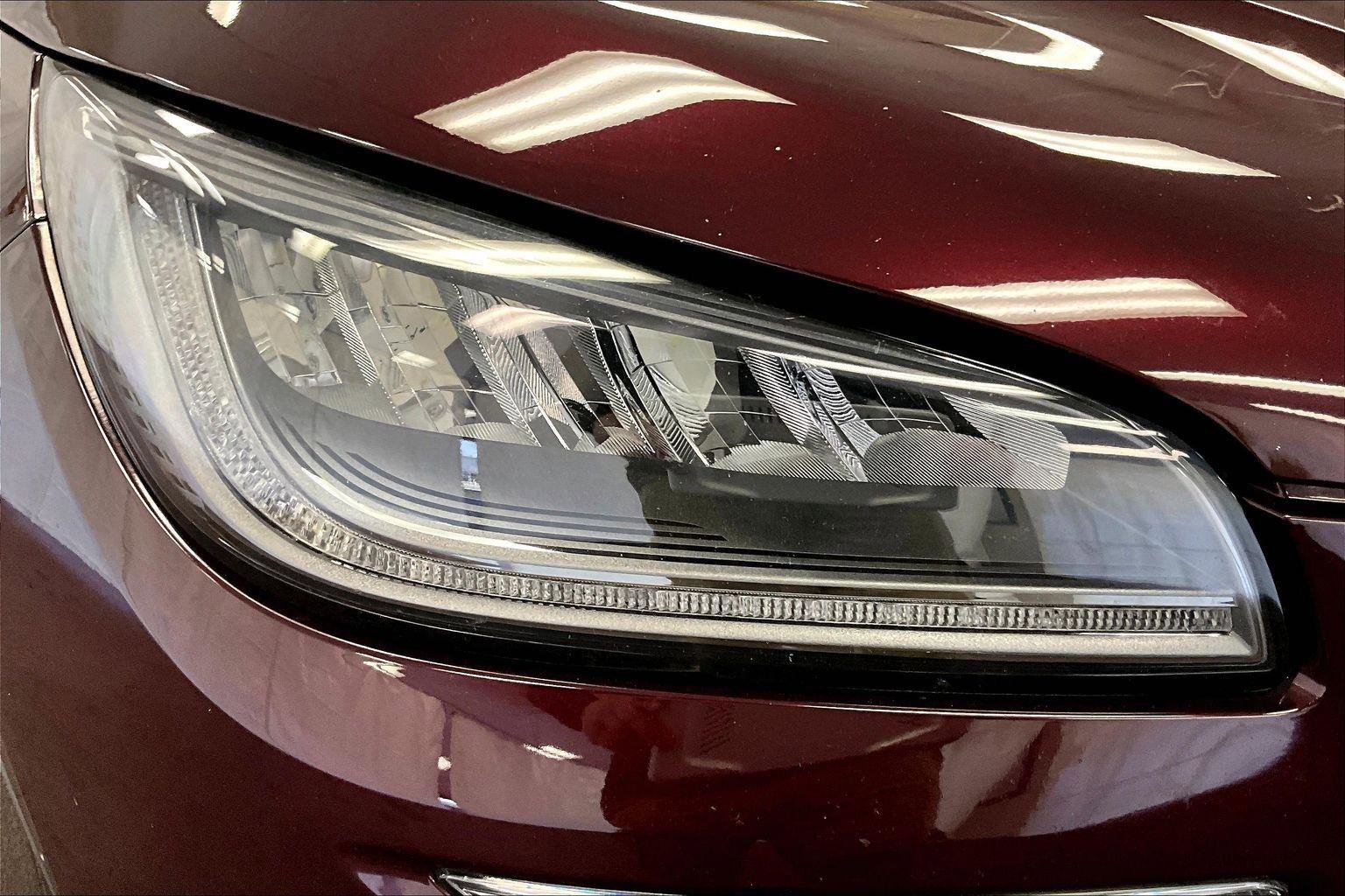 Used 2020 Lincoln Corsair Reserve w/ Elements Package image 27