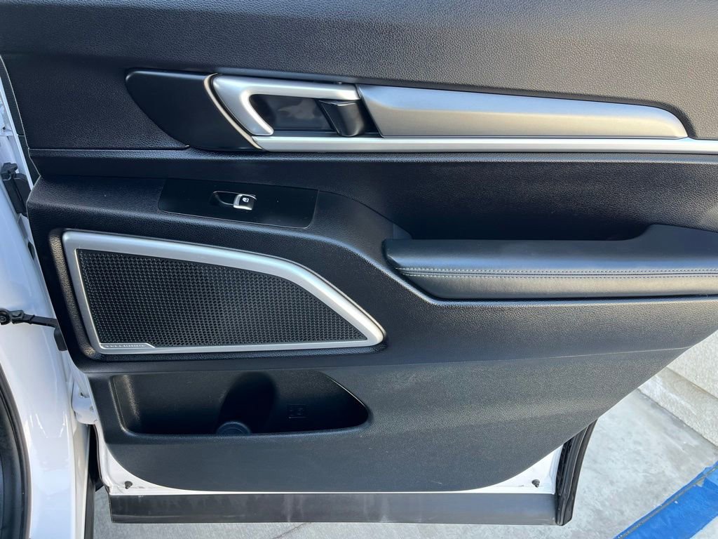 Used 2021 Kia Telluride LX FWD image 24