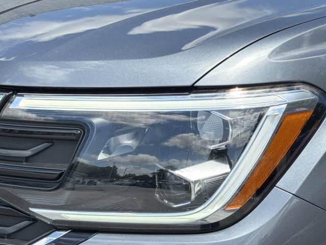 Used 2024 Volkswagen Atlas Cross Sport SE AWD/4WD image 9