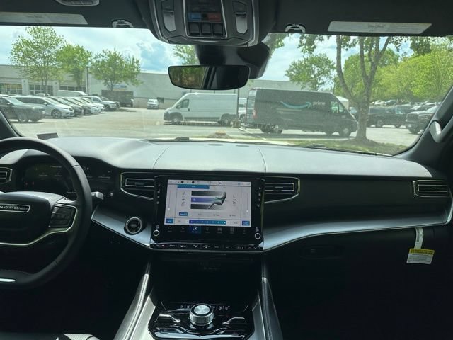 New 2026 Jeep Grand Wagoneer Limited AWD/4WD image 24