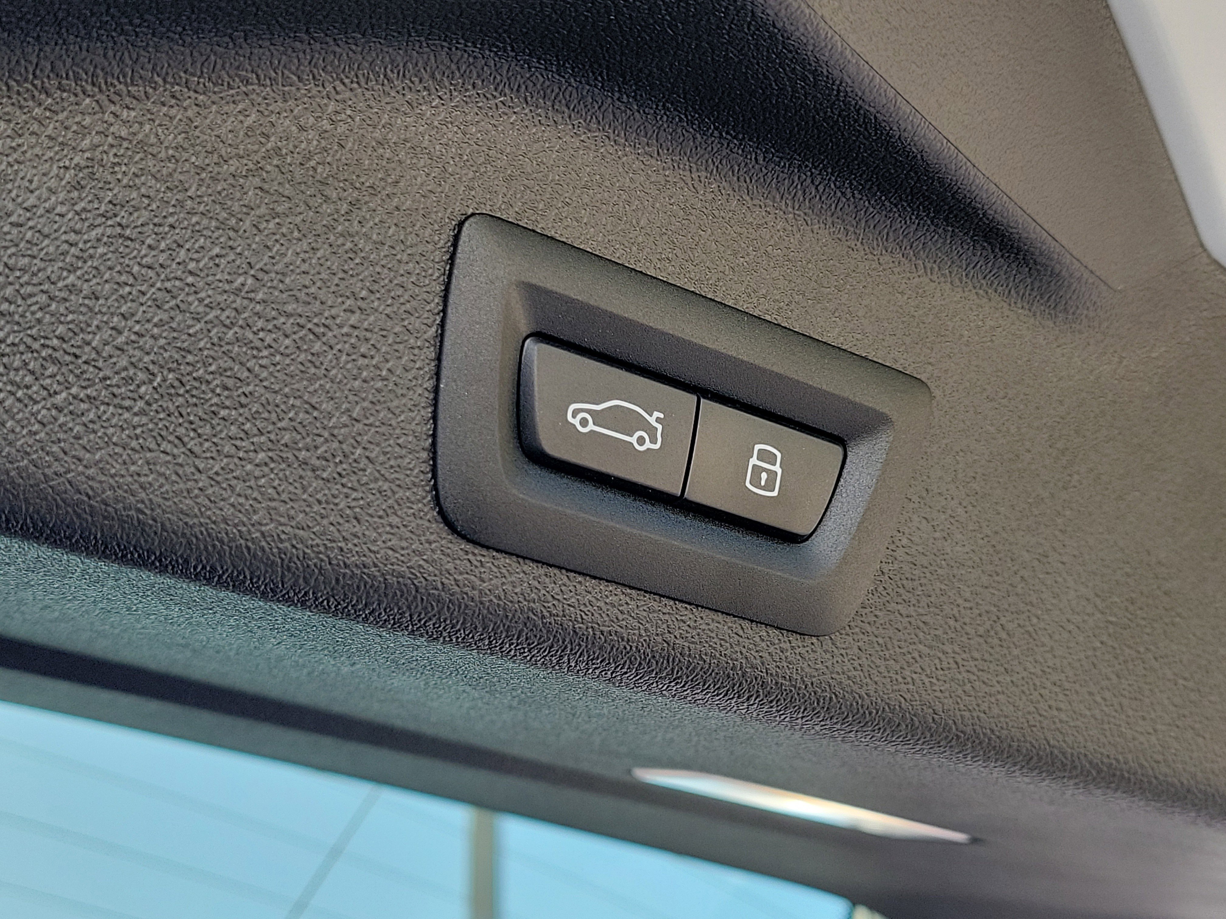 New 2026 BMW X5 xDrive40i w/ Climate Comfort Package image 7