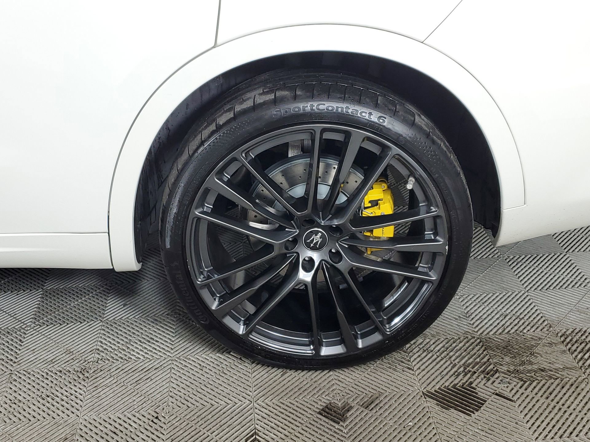 Used 2023 Maserati Levante Modena S image 18