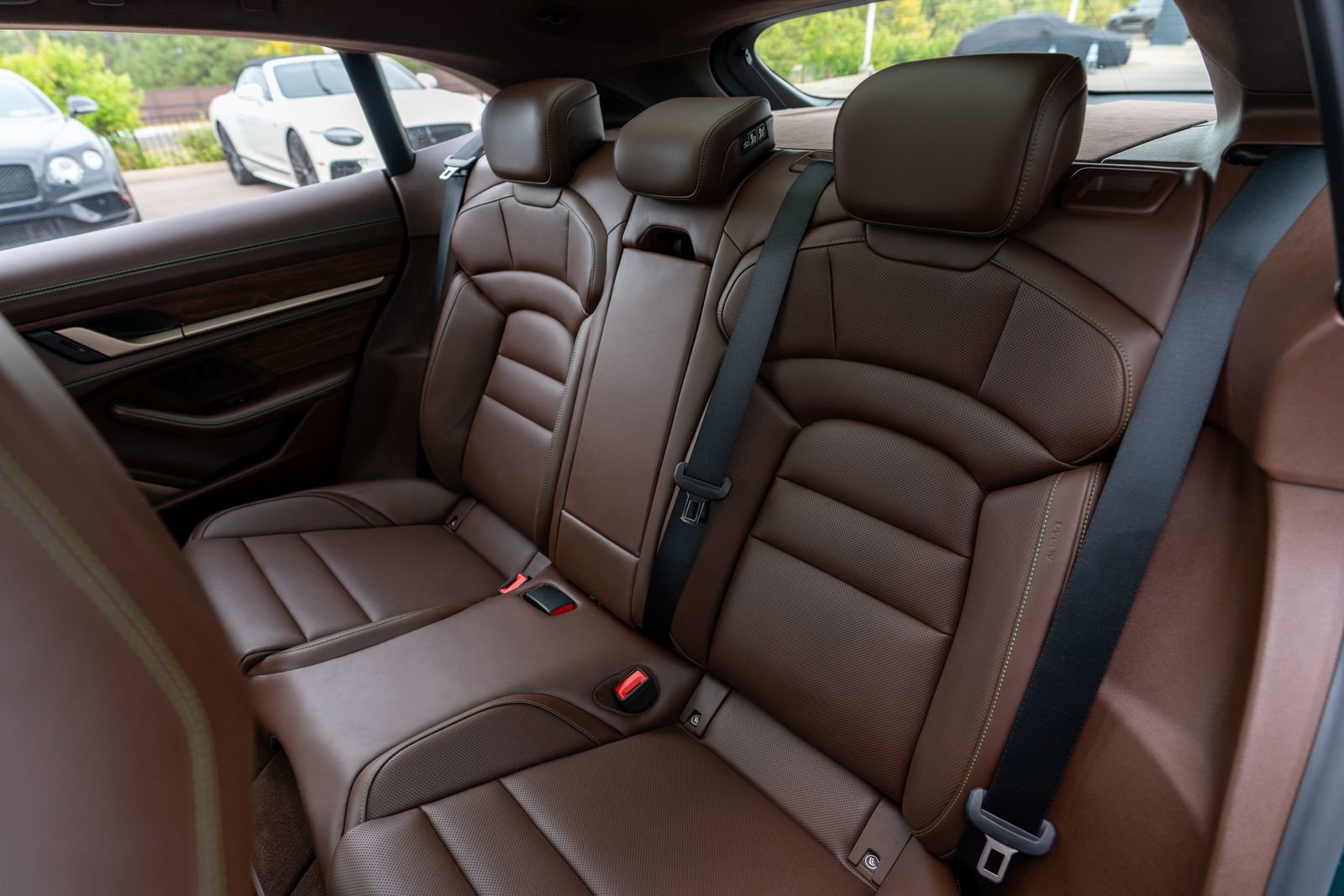 Used 2024 Porsche Taycan GTS image 37