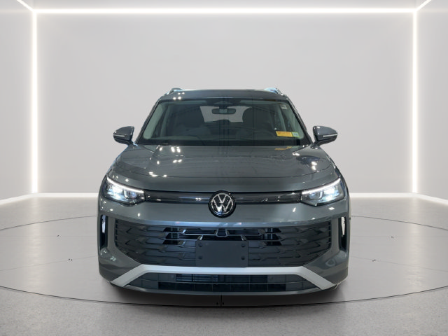 Used 2026 Volkswagen Tiguan S AWD/4WD image 9
