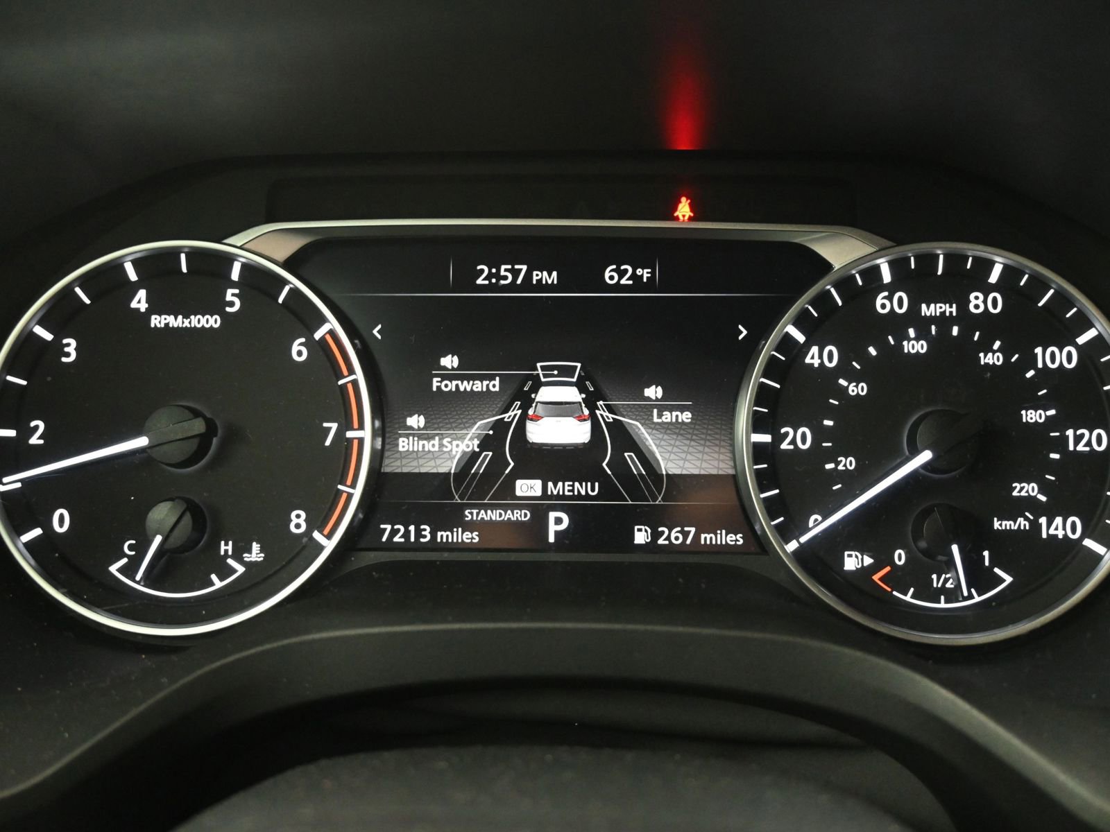 Used 2025 Nissan Rogue S image 17