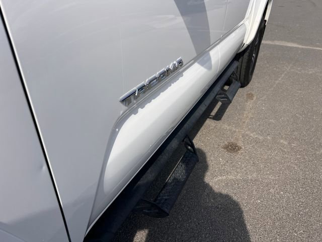 Used 2019 Toyota Tacoma TRD Sport w/ Technology Package RWD image 35