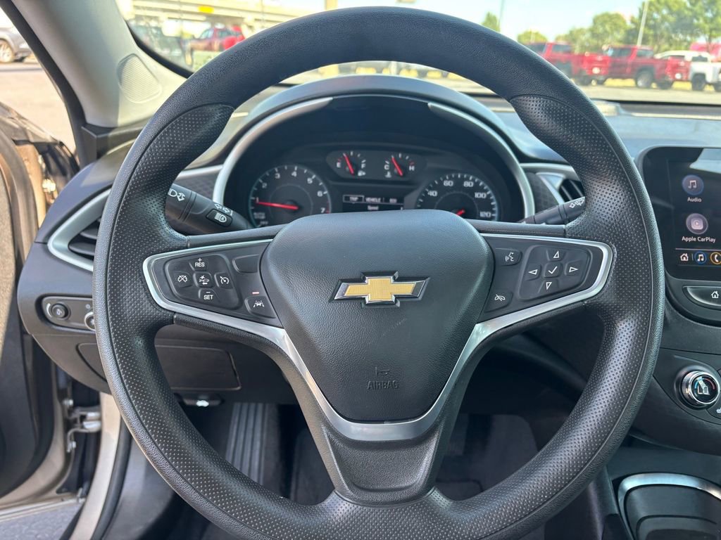 Used 2023 Chevrolet Malibu LT image 15